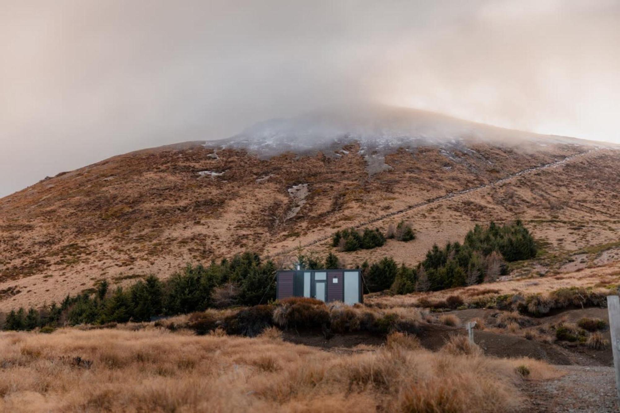Lake Stella Mountain Retreat 1 - Falcons Nest By Tiny Away Mt Lyford Exteriör bild
